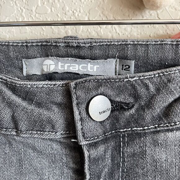 Tractr Jeans Girls Size 12 Grey Distressed with‎ Embroidery on Ankle - Picture 7 of 9